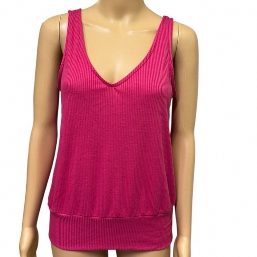 Boston Proper Ribbed V-Neck Tank Top - Fuchsia